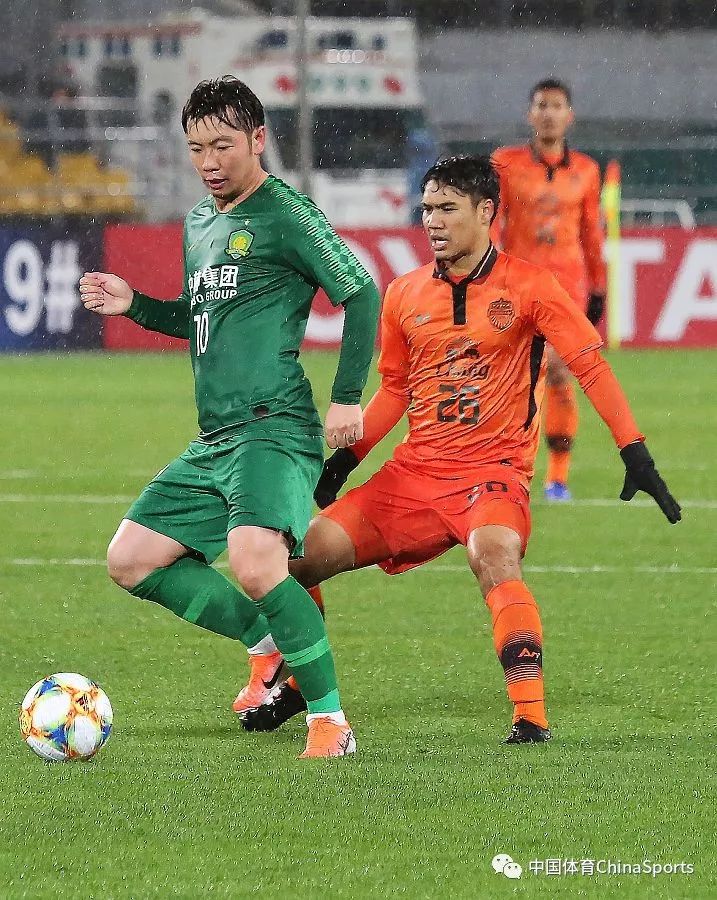 赛前亚冠焦点战;里昂伤情更新;赛场秩序良好;团队化学反应显著(篮球赛场设计) 赛前亚冠焦点战;里昂伤情更新;赛场秩序良好;团队化学反应显著(篮球赛场设计)